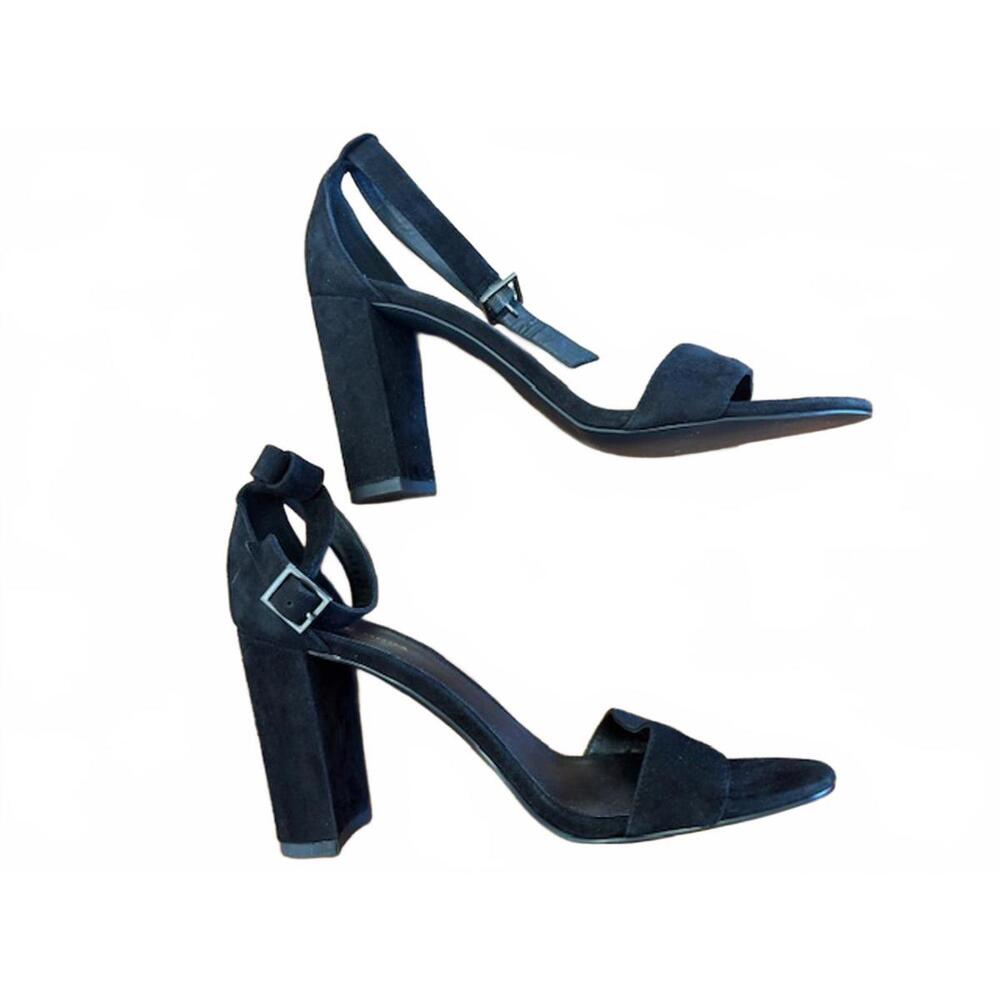New Pelle Moda Black Suede Block Heel Sandal 10